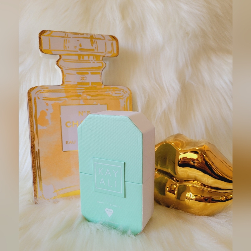 ✨️✨️SOLD✨️✨️🩷🩷 KAYALI YUM PISTACHIO GELATO | 33 EDP INTENSE 1.7 OZ 🩷🩷 - Picture 5 of 11
